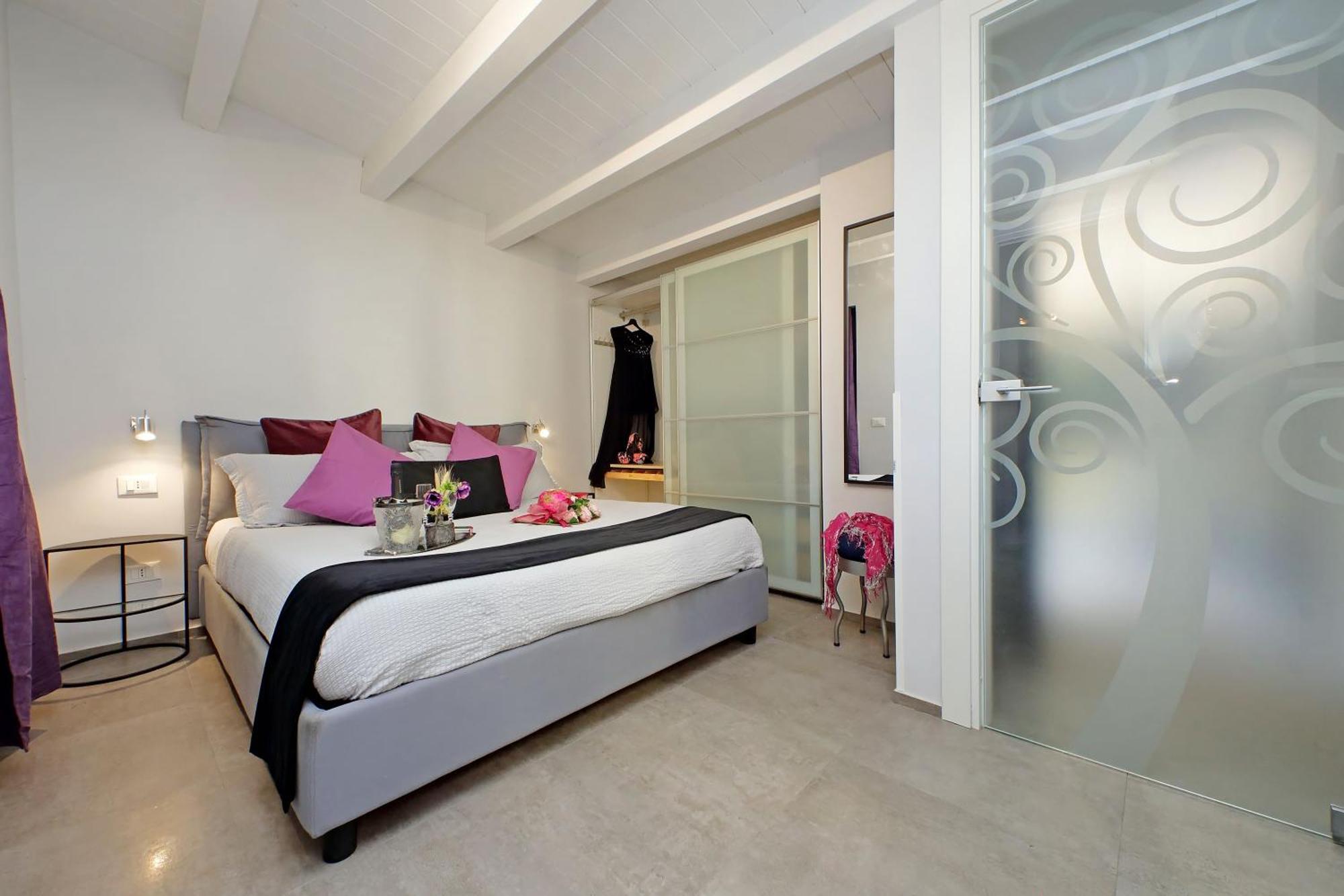 Dolce Casa Colosseo 1 - 2 โรม ภายนอก รูปภาพ