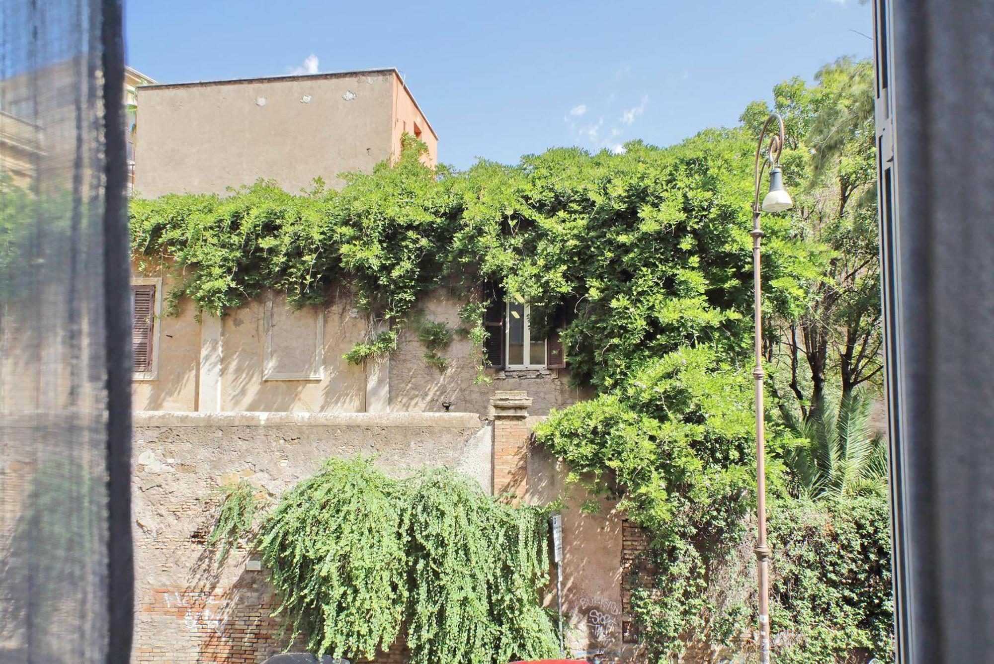 Dolce Casa Colosseo 1 - 2 โรม ภายนอก รูปภาพ